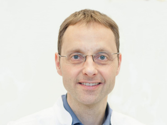 Immanuel Klinik Rüdersdorf | Nachrichten | Prof. Dr. med. Jens Schmidt ist neuer Chefarzt an der Hochschulklinik für Neurologie und Schmerztherapie in Rüdersdorf