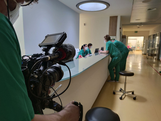 Immanuel Klinik Rüdersdorf | Nachrichten | TV-Tipp: rbb-Bericht von der Intensivstation in Rüdersdorf | rbb | Brandenburg Aktuell